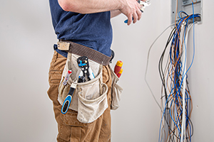 supremehomerenovators-Tidying Cables